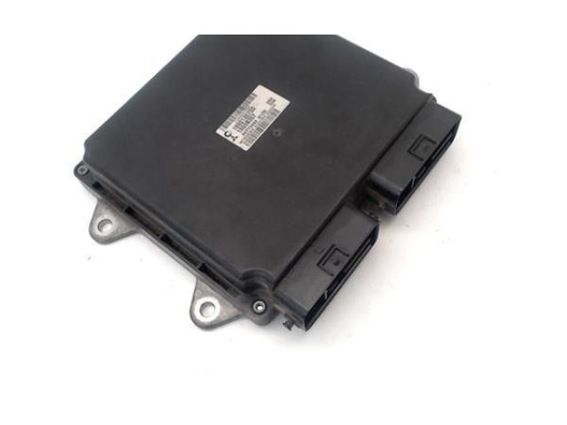 Блок управления двигателя 1860B013, 1860B357 Mitsubishi Colt