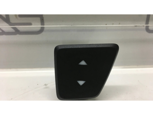 Включатель электрических окон