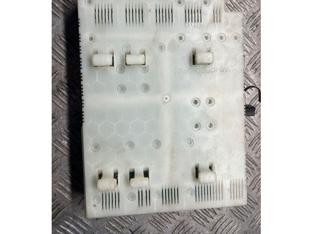 Блок предохранителей CG9T14C256FA, 31343337AA   Volvo V70    