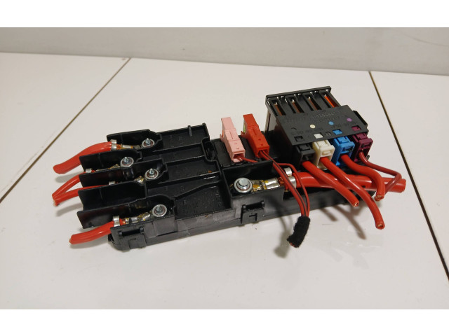 Блок предохранителей  2115452601   Mercedes-Benz ML W164    