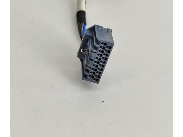 Зеркало электрическое Volvo XC40 - года