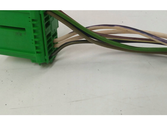 Зеркало электрическое Volvo S80 1999 - 2003 года