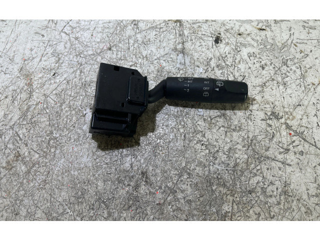 Ручка стеклоочистителей 17D682 Mazda 3 I