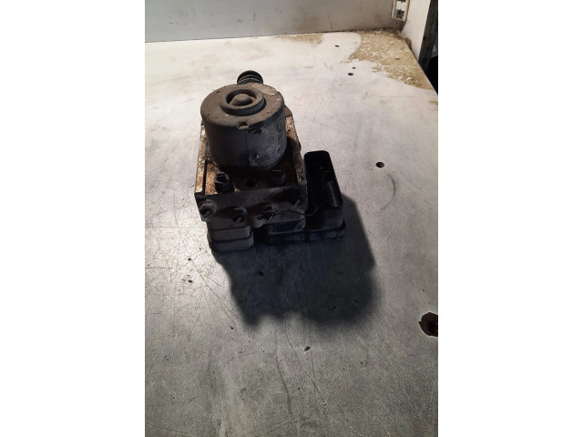 Блок АБС 1K0907379N, 00005793E6   Skoda  Octavia Mk1 (1U)  1996 - 2004 года