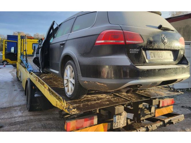 Блок управления климат-контролем    Volkswagen PASSAT B7