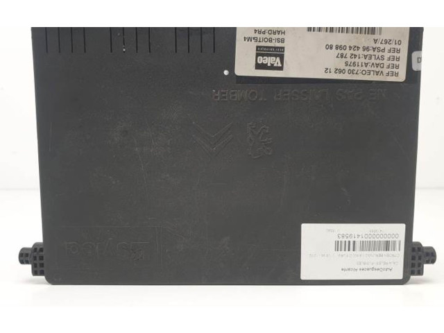 Блок предохранителей 73006212, 9642409880 Citroen Berlingo