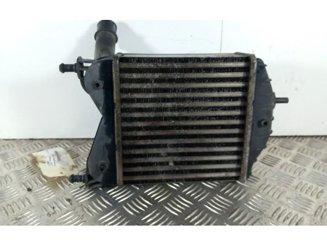 Интеркулер  46836770   Fiat Idea 