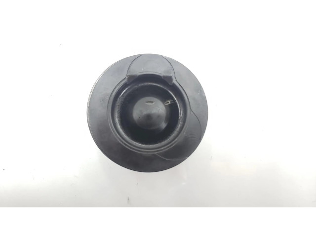  Поршень с шатуном K9K656 120A17296R, 1111AA  Dacia Duster  