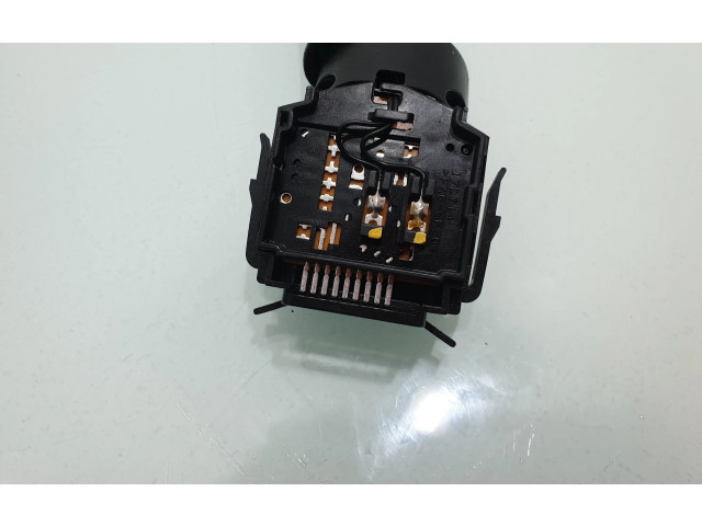 Ручка стеклоочистителей E532016, 17D714 Mitsubishi Pajero