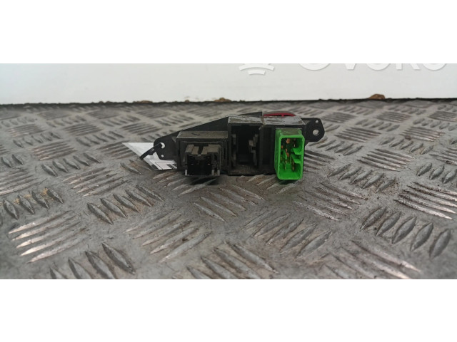 Модуль фонарей    Mitsubishi Lancer