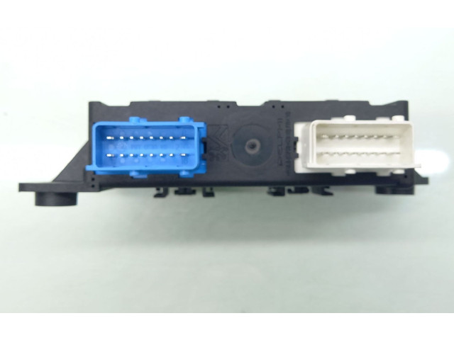 Интеркулер  9800162780   Citroen C4 II Picasso 