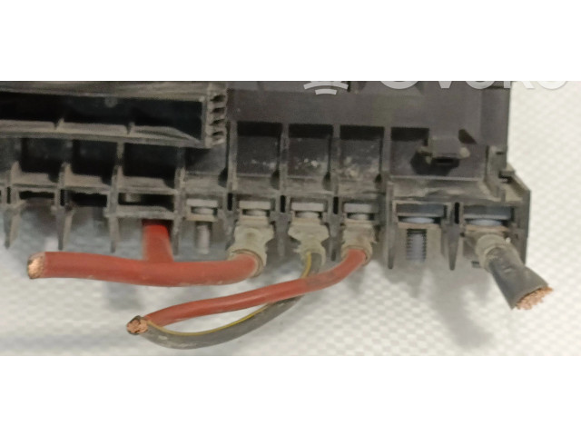 Pojistková skříňka 1K0937125D Volkswagen Caddy 2011