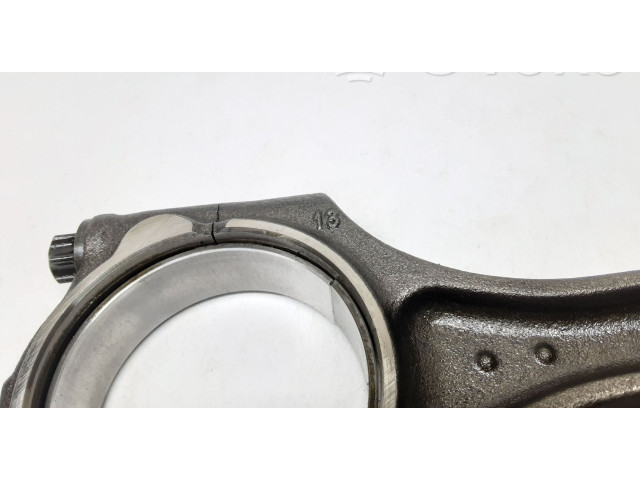 Шатун D4204T23     Volvo XC90  