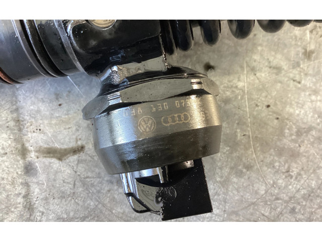 Форсунка 038130073AK, 038130073L Ford Galaxy