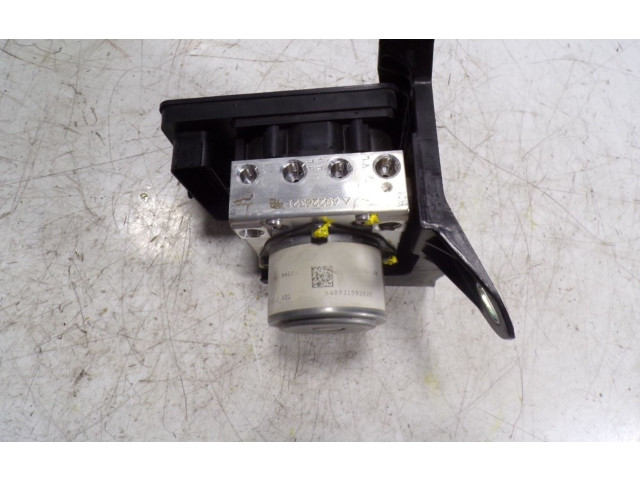 Блок АБС 6000628200, 52122931   Jeep  Renegade  2014 -  года