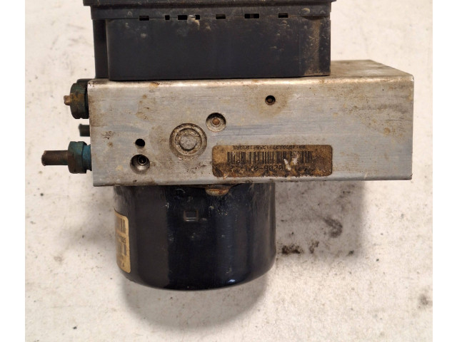 Блок АБС P08671225, 10020403674   Volvo  V70  2005 - 2008 года