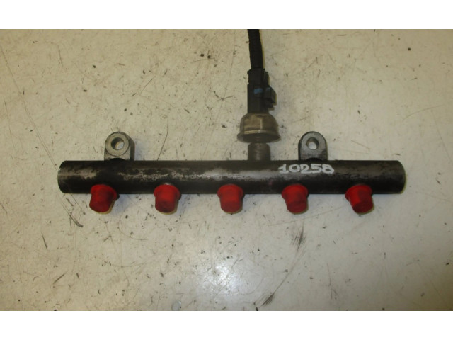 Топливная рампа 5WS40041, 9645689580   Volvo S40   для двигателя D4204T