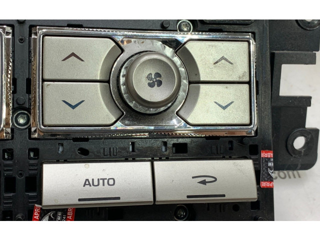 Блок управления климат-контролем 8X2318C858BF, 28149273   Jaguar XF