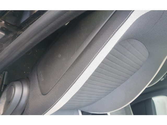 Подушка безопасности в сиденье Renault Twingo III