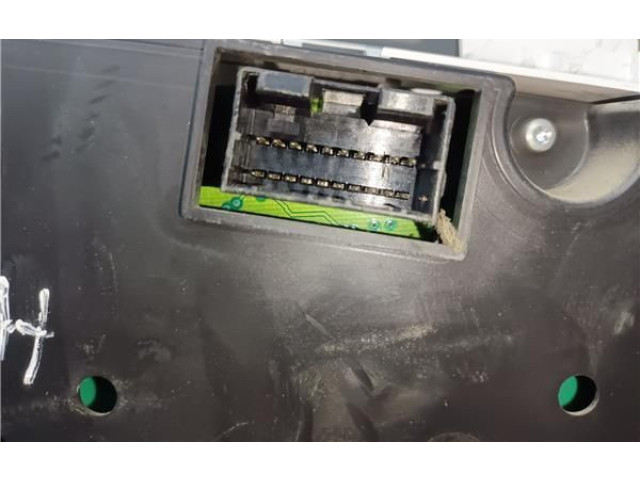 Панель приборов 940031P720   KIA Venga       