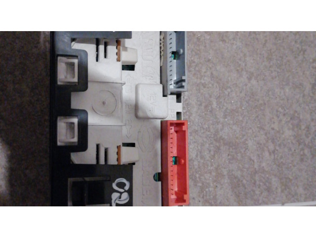 Дисплей    P7700436305A   Renault Master II