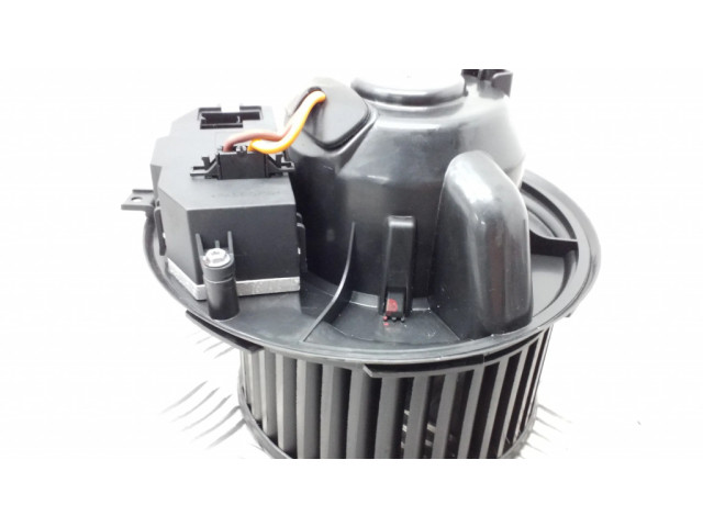 Вентилятор печки    219440341   Skoda Superb B6 (3T)