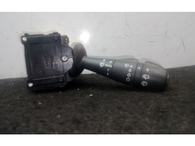 Turbodmychadlo Ручка стеклоочистителей Renault Captur H4B408