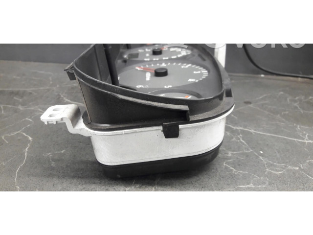 Přístrojová deska Toyota Avensis T220 1999 88458017