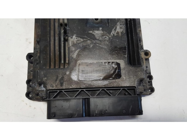 Блок управления двигателем ECU