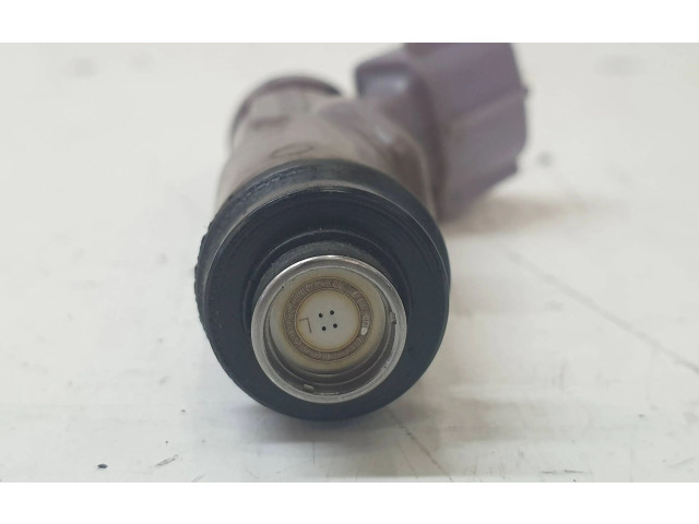 Форсунка 2325070120 Lexus IS 200-300 1GFE