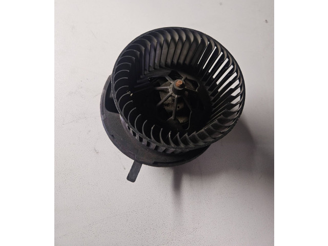 Радио/ проигрыватель CD/DVD / навигация 1K2820015G, F997167J   Volkswagen PASSAT B7