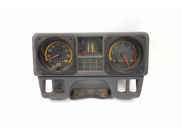 Панель приборов MB716922, 69326370 Mitsubishi Montero