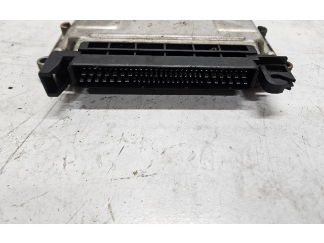 Řídící jednotka 0281010135, 9636254580 Peugeot 806 2001