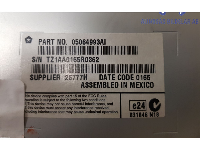 Дисплей    K05064993AJ, 05064993AI   Fiat Freemont