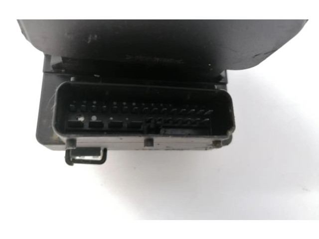 Блок АБС 8200085584, 0265216872   Renault  Clio II  1998 - 2001 года