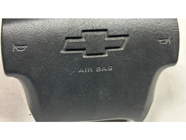 Подушка безопасности водителя 16866042 Chevrolet Tahoe