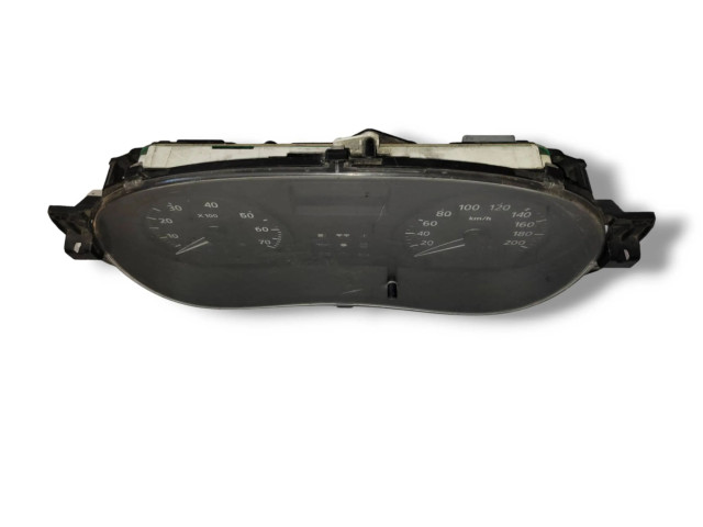 Панель приборов 216720407 Dacia Logan I
