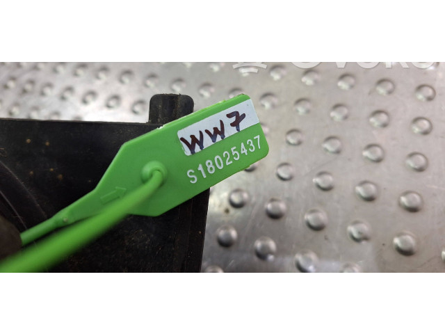 Вентилятор печки    1J1819021B   Audi A3 S3 8L