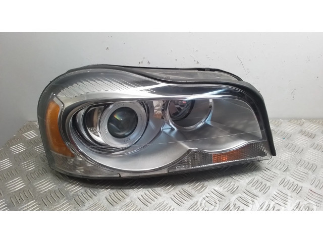 Передняя фара  