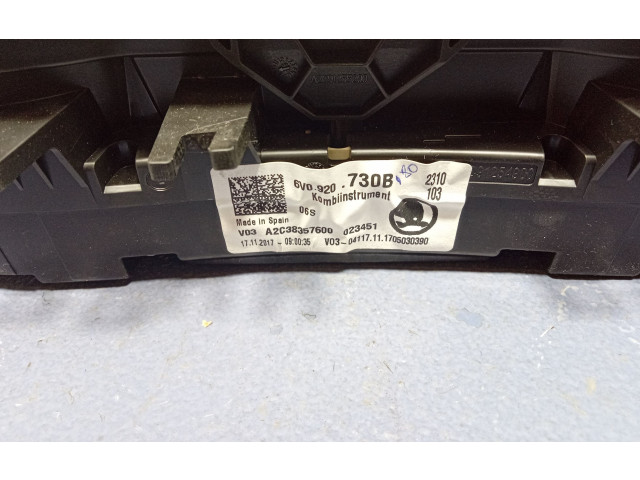 Панель приборов 6V0920730B, 6V0920730B   Skoda Fabia Mk3 (NJ)       
