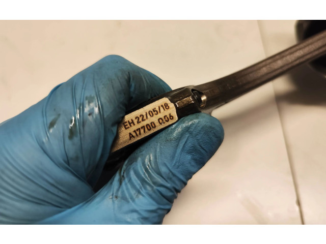 Píst A17700q06, A17700 Mercedes-Benz C AMG W205