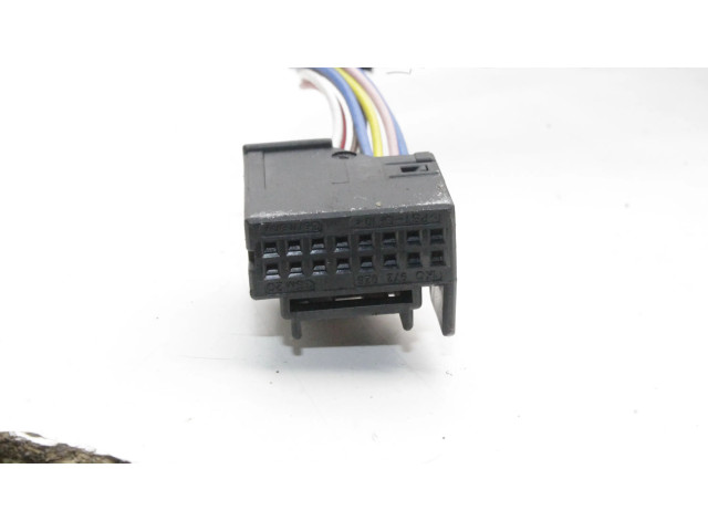 Зеркало электрическое        Audi A1  2018 -  года   