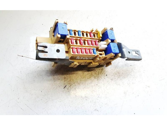 Pojistková skříňka 16823, 16823 Nssan Leaf I (ZE0) 2016