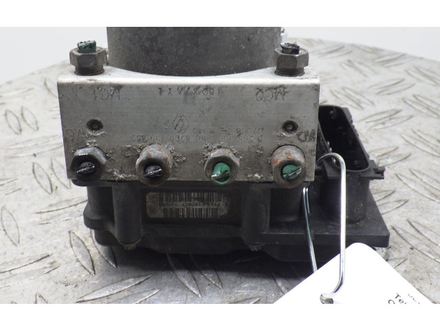 Блок АБС 8200739852   Renault  Twingo I  1999 - 2006 года