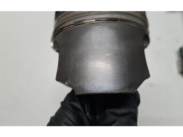  Поршень с шатуном OM606 87L32, OM606  Mercedes-Benz E W210  