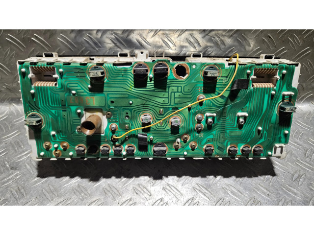 Панель приборов MB521495 Mitsubishi Galant