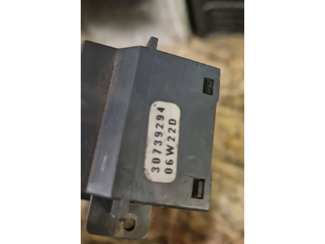 Ручка стеклоочистителей 30739294   Volvo XC90