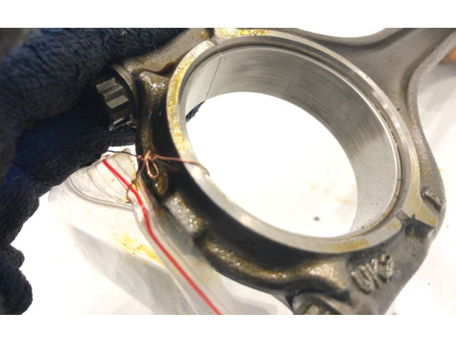 Поршень с шатуном CZD Skoda Octavia Mk3 (5E)