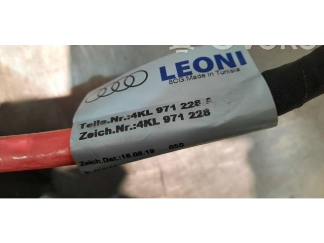 Блок предохранителей 4KE937517A, 4KL971228 Audi e-tron