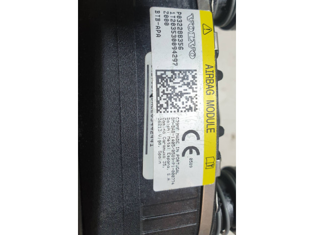 Подушка безопасности водителя P032288356, 203530094297 Volvo XC40